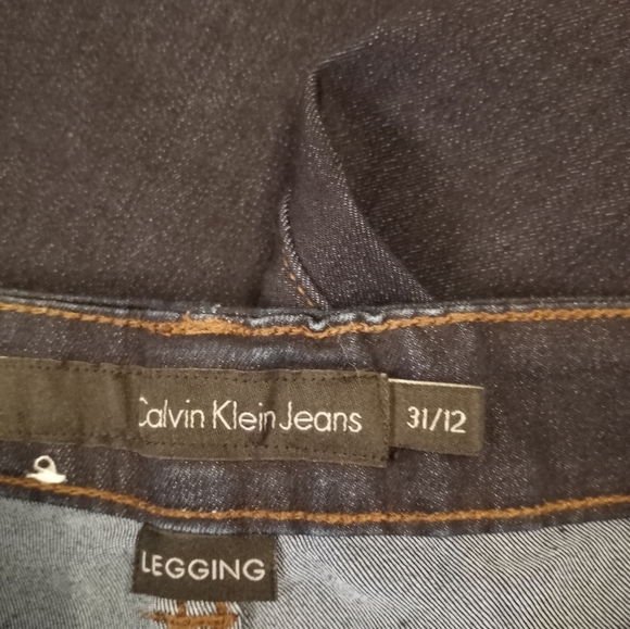 Calvin Klein,size 12,straight leg jeans 👖skinny - Picture 3 of 4